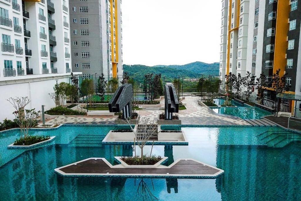 盛婷民宿a S&Thomez 2Bedrooms Mesamall Wifi Klia Usim Miu Inti Nu Nilai Exterior foto
